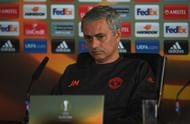 Manchester United Training and Press Conference